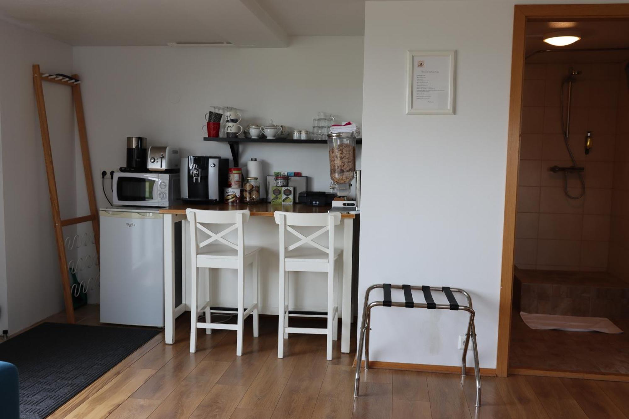 Guesthouse Dyngja Хофн Экстерьер фото