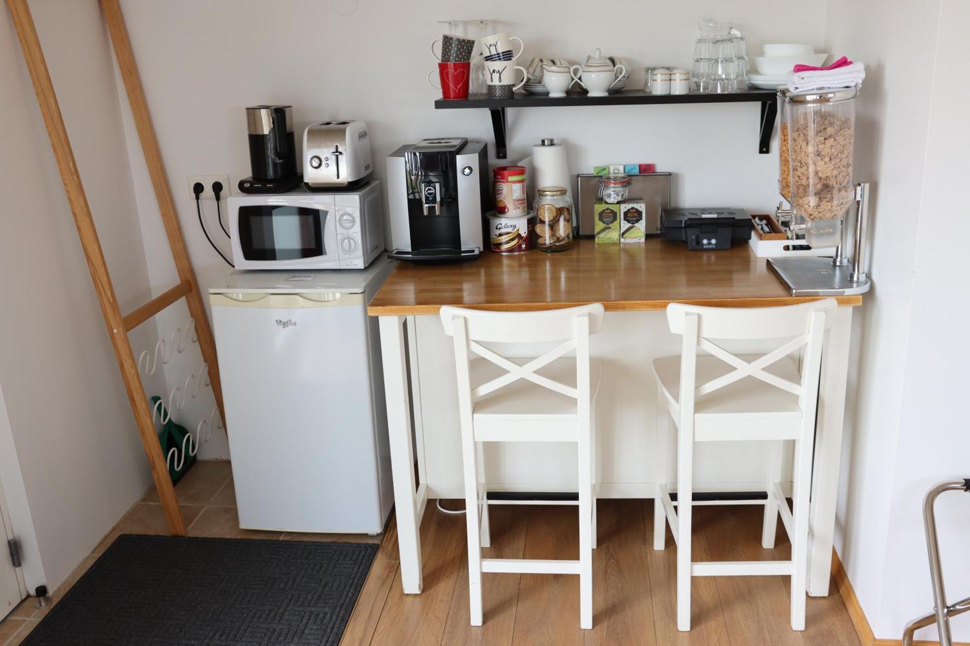 Guesthouse Dyngja Хофн Экстерьер фото