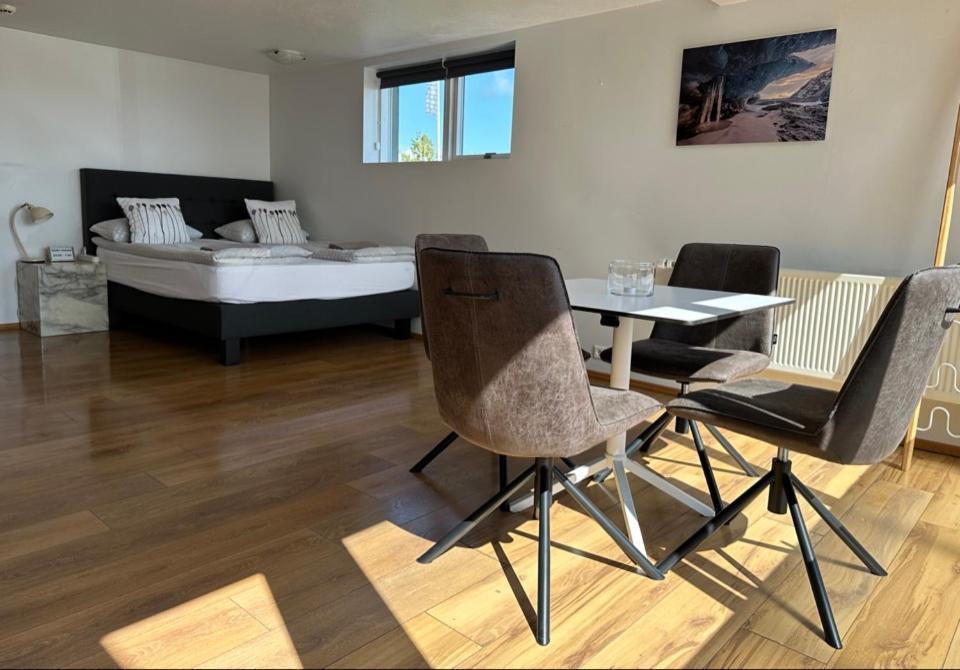 Guesthouse Dyngja Хофн Экстерьер фото